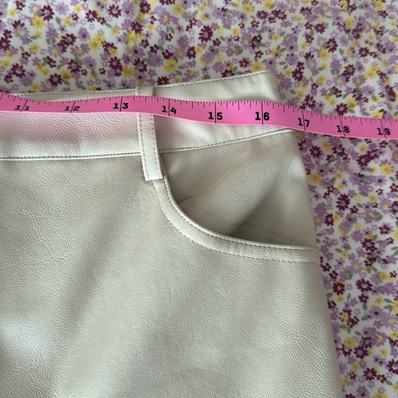 WAYF 5 Pocket Midi Skirt in Premium Vegan Leather, size L - Picture 7 of 8